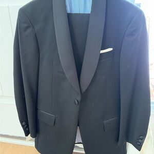 Tommy Hilfiger Tuxedo Jacket/pant